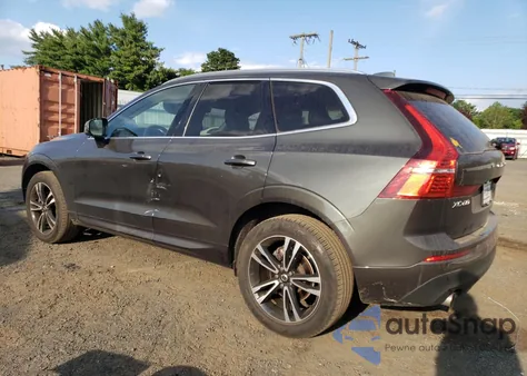 2023 Volvo Xc60 T5 Momentum z USA, uszkodzony, nr VIN YV4102RK9M1828324